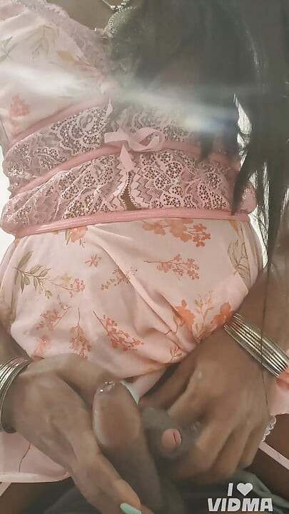 Indian sissy crossdresser strocking and sucking big cocl