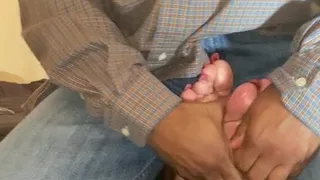 feet tickle