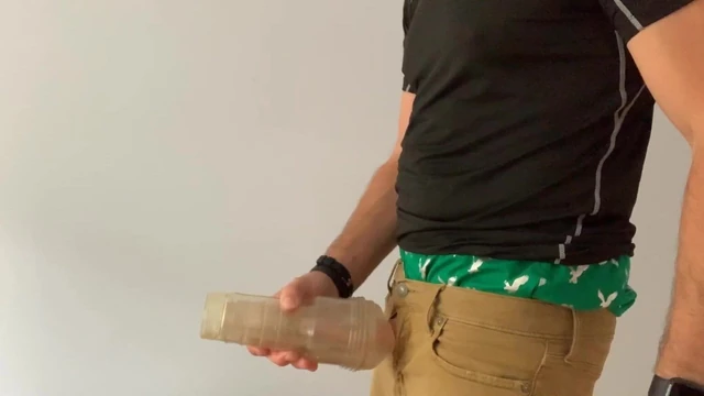 Jerking off - Aftreken, using my Fleshlight too, Verbal, cum
