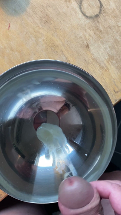 Cumshot in a metal bow