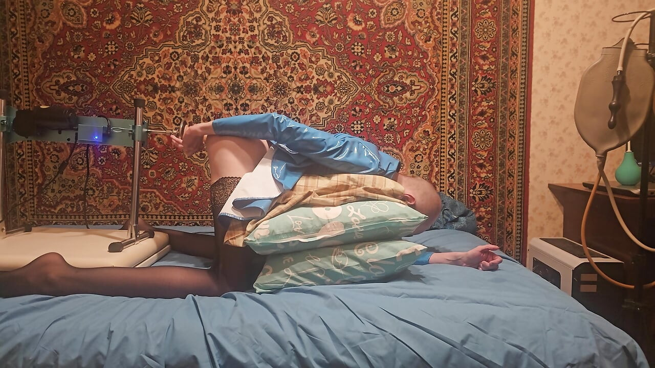 Sasha Earth sissy Crossdresser homemade amateur anal Fucking Machine