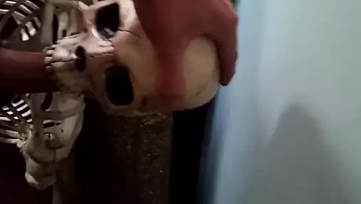 Kafatası sikişi çılgınlığı