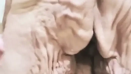 Wenn typen das so tun können, werde ich auch auf die toilette squirten