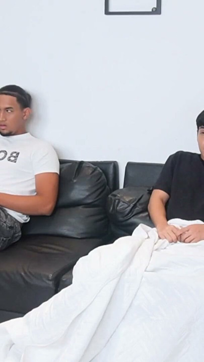 I WATCH A FILM WITH MY BEST FRIEND, HIS STEPFATHER, STEPMOTHER AND GIRLFRIEND, THEN FUCK HER IN THE BATH AFTER SHE SUCKS HIM. | Clip 3