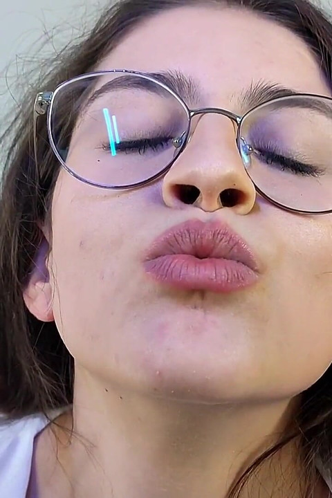 Seducing You as My Beta Loser