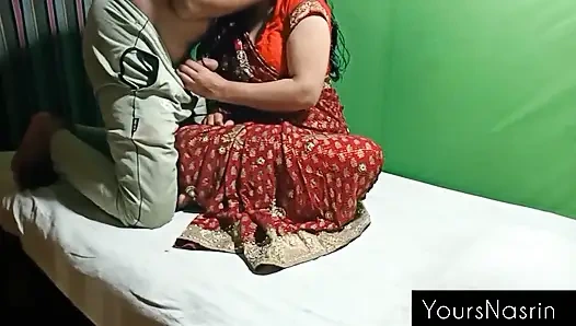 Schöne ehefrau wartet auf ihren ehemann im anteil.