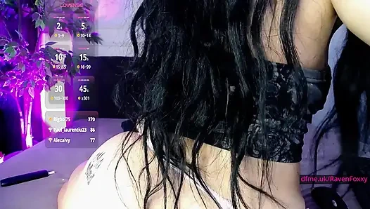 RavenFoxxy Lets Her Sexy Side Take Over