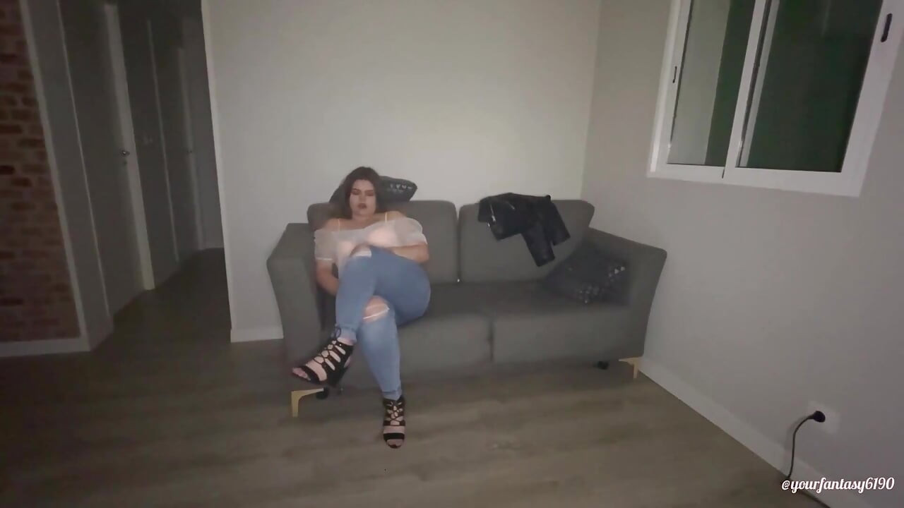 Stepmommy farting at midnight 2