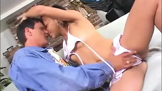 Kontol besar untuk pantat besar Asia