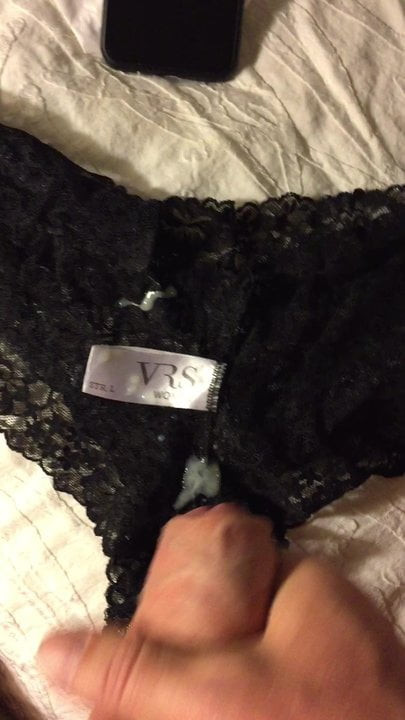 Cum on wifes panties