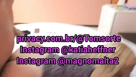 Katia heffner berbicara banyak pelacur ketika dia muncrat