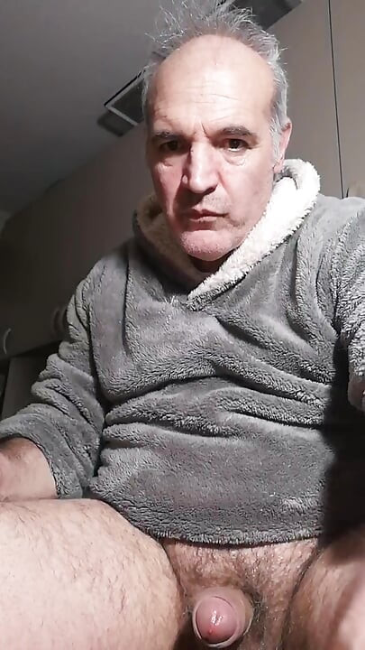 February 10 Online Evening Show with Cumshot in Your Face!