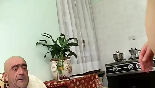 Meine frau bläst mich - echter italienischer amateur