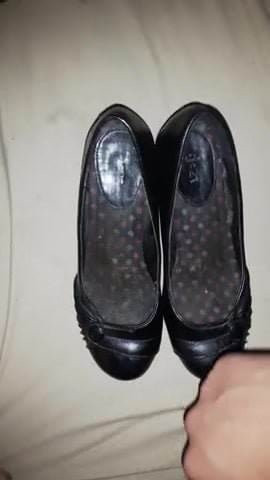 Cum on gf high heels