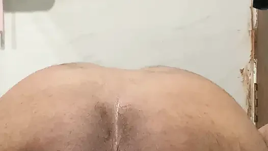Pria dewasa
