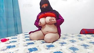 Indian bhabi botal sex full big boobs and big ass