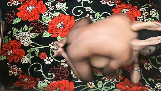 Seksi yengeyi soyunup domaltarak siktim