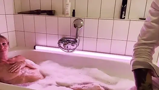 Trio Fistfucking with Blonde MILF, Hot Latina and Old Guy