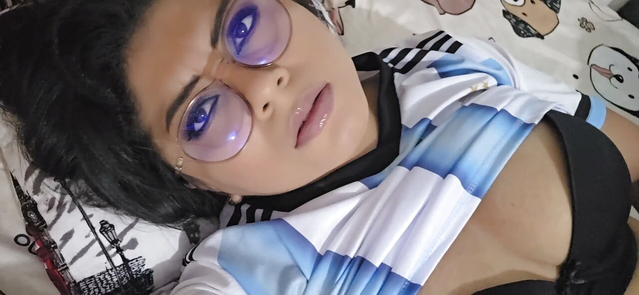I MASTURBATE WITH MY BROTHER-IN-LAW TOUCHING MY BOOBS