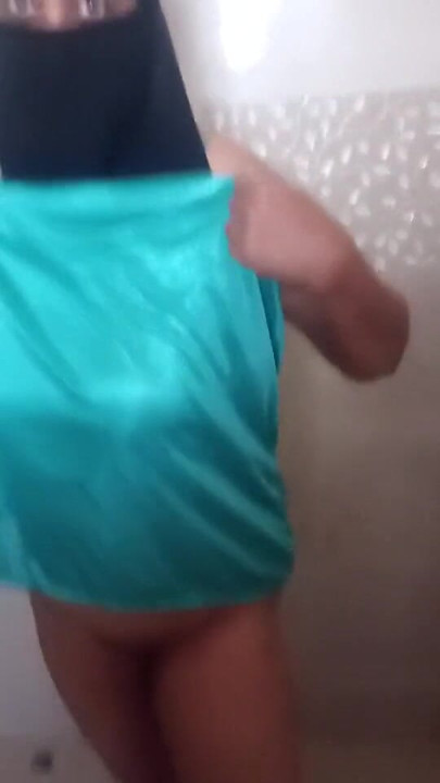 Sensual rabuda bhabhi provocando