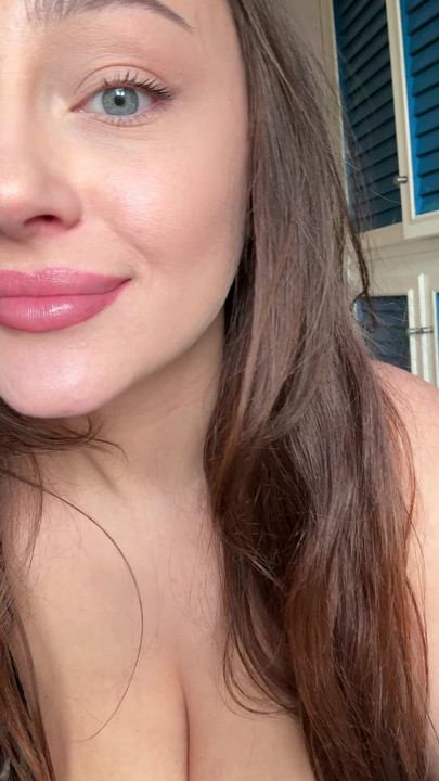 Sug de enorme brystvortene mine