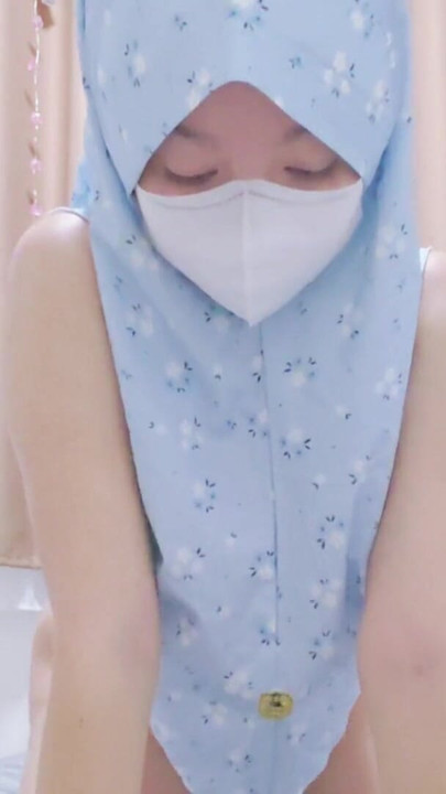 POV: Your Hijabi Crush Asked You To Record Her Being Naughty | Clip 1