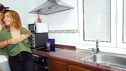 Ich liebe es, sex mit meinem freund zu haben und ihn mich wirklich hart ficken zu lassen