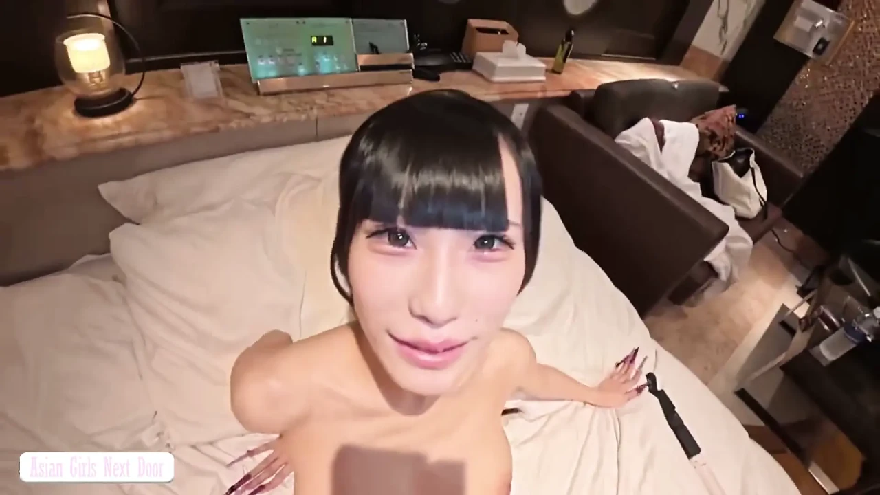 I-cup Gravure Idol’s First Anal Plug Training – Slowly Stretched Until Her Asshole Twitches Uncontrollably