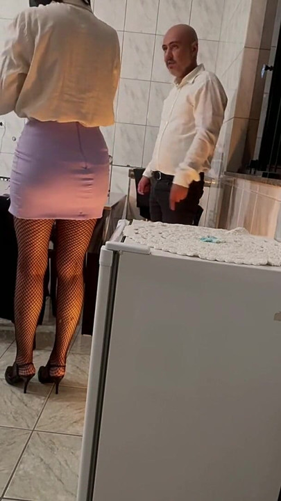 Secretary is surprised with slaps on the butt and anal penetration with creampie. | Clip 1