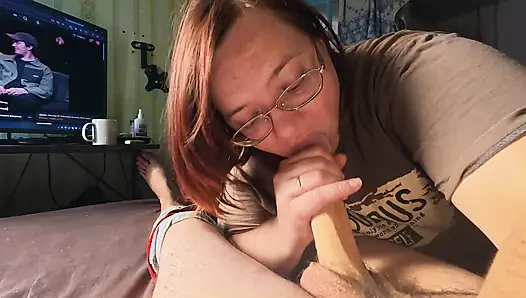 Close Up 4K Amateur Girlfriend Blowjob Curvy Brunette with Glasses Sucks and Strokes Cock