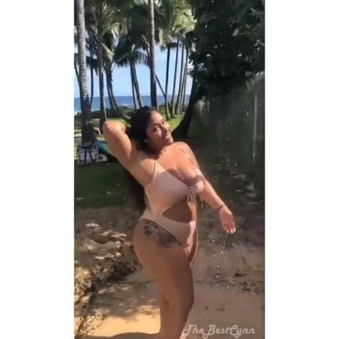 Gorgeous Latina Shower 1