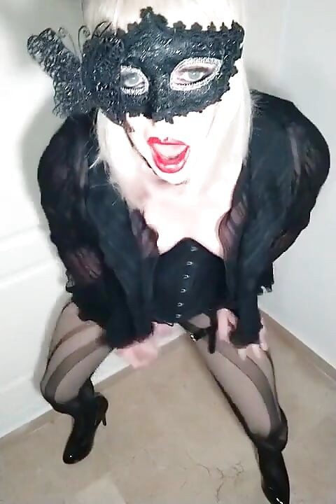 Cum! Dance with Me