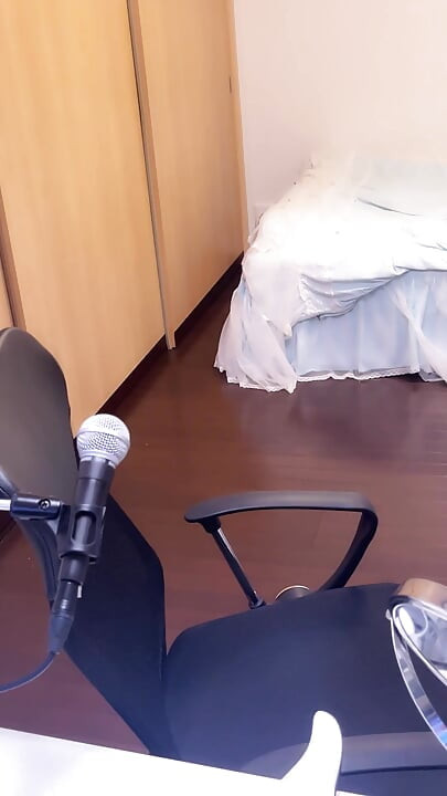 Videoclip cu masturbare cu masaj electric