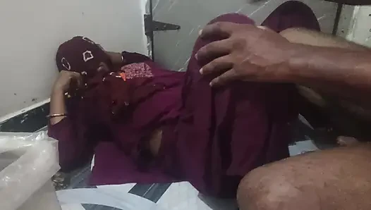 Bhabhi ji ki mast thukaee aur pilai