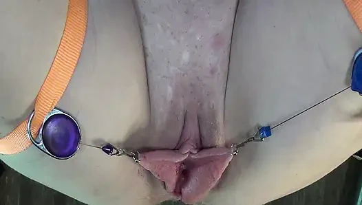 Gerilmiş Pompalanmış Vajina Işeme Yakın Plan 2