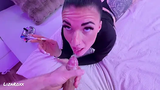 Застукал меня за курением... Превратился в грязный минет в видео от первого лица