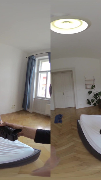 Kultni trenutak iz "Lady Gang & Maddy Black - Nečuvena orgija prskanja! Najbolji prijatelji razmjenjuju, špricanje i spermu - VR dio jedan"