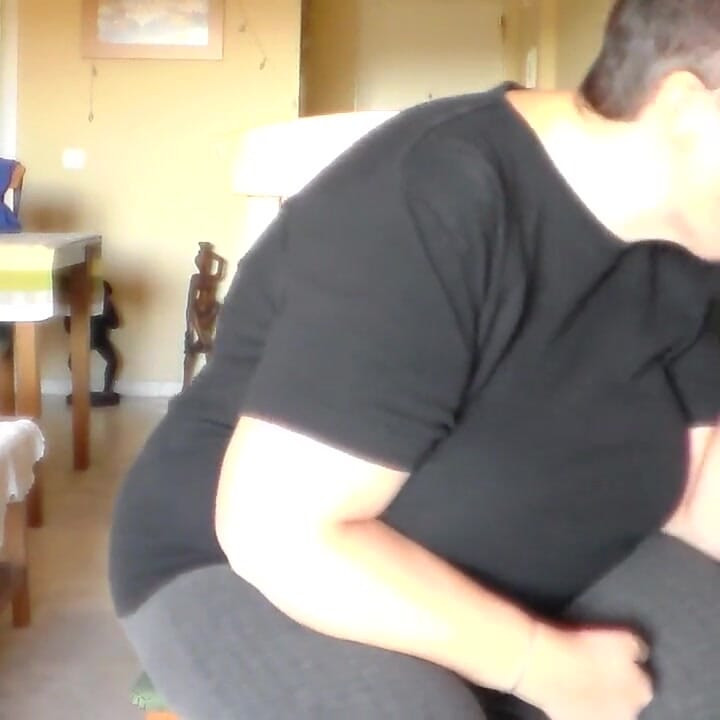 John is giving Jen a big cum facial