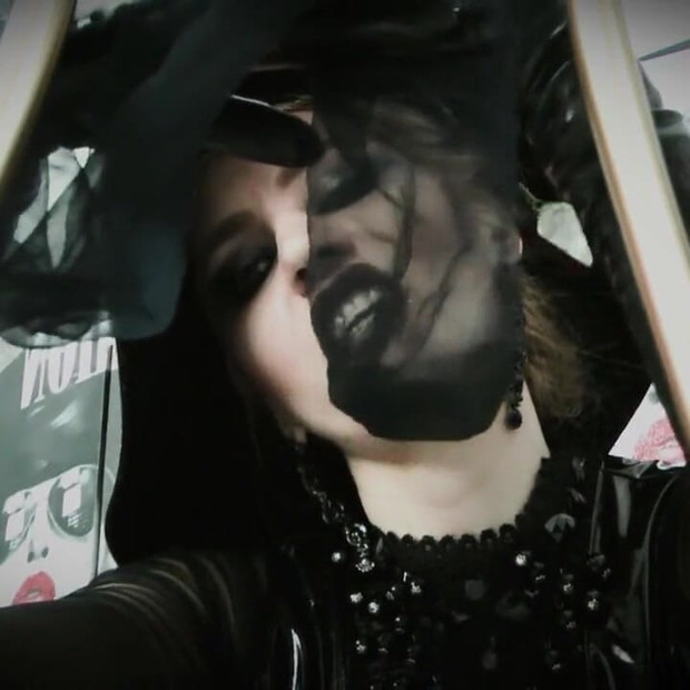 घबराहट के तहत डराया गया