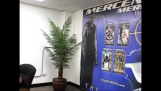 FRESH OUT THE BOX 1 (kompletter film)