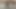 Filipinli meme uçlarını esnetiyor ve gösteriyor