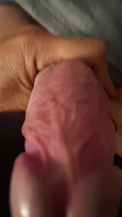 Writing and jerking off with slut