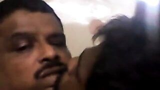 Tamil caliente los gays impresionante chupan y besan.mp4