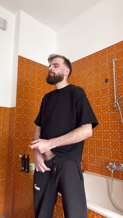 I tried again in my bathroom