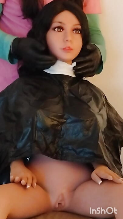 A full service for Lindsey sex doll salon cape fetish