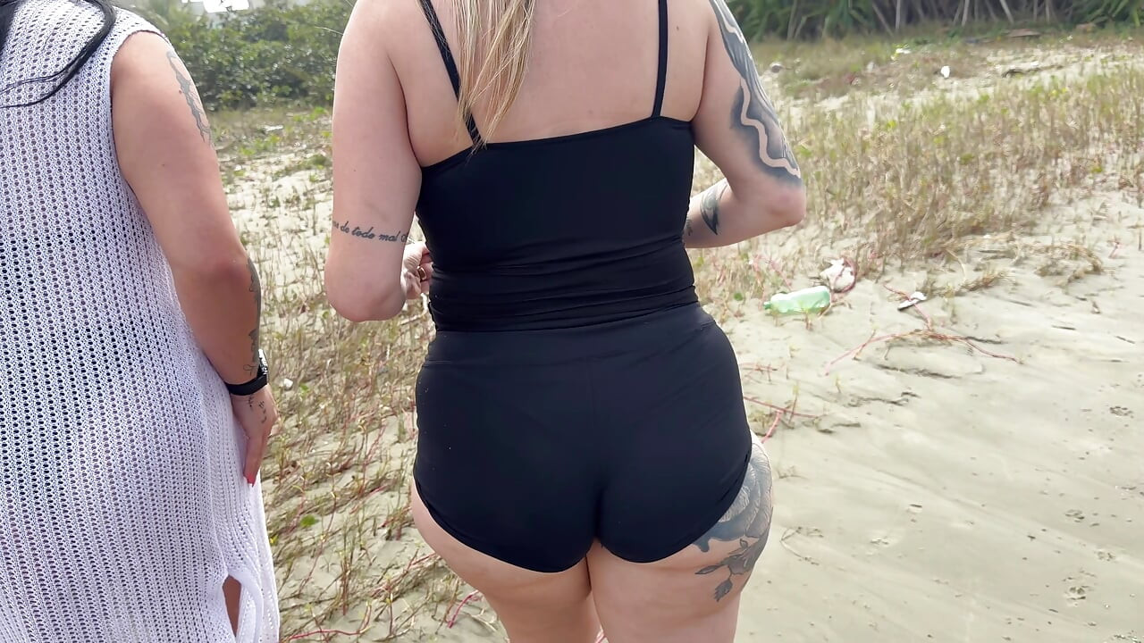 On the beach my wife and I invited a beachgirl to fuck she accepted because she was very horny! she has a pink pussy
