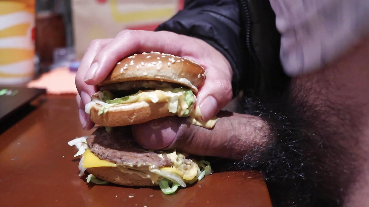 fucking and wrecking a burger