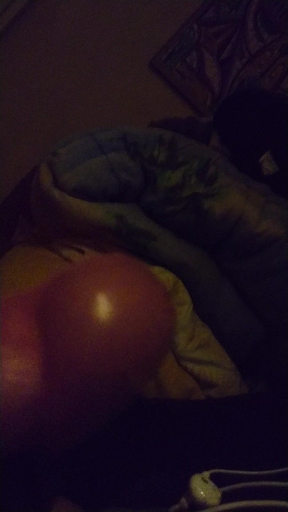 Hoolala... Ladies!! My cock hardened!! My glans swollen!! I was forced to finish emptying my balls!!