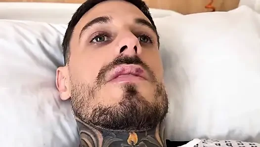 Sara Retali Meniduri Seorang Residen Rumah Sakit (Chris Diamond)