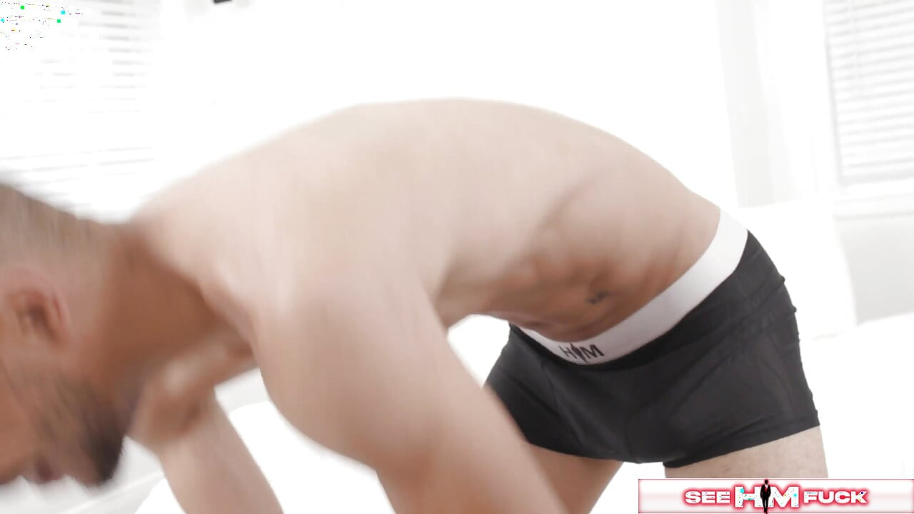 Dwayne Foxxx 在操她的时候让佩顿·艾弗里闭嘴！
